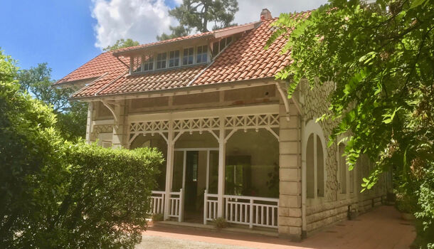 Villa / Maison 11 pièces  à vendre Royan 17200