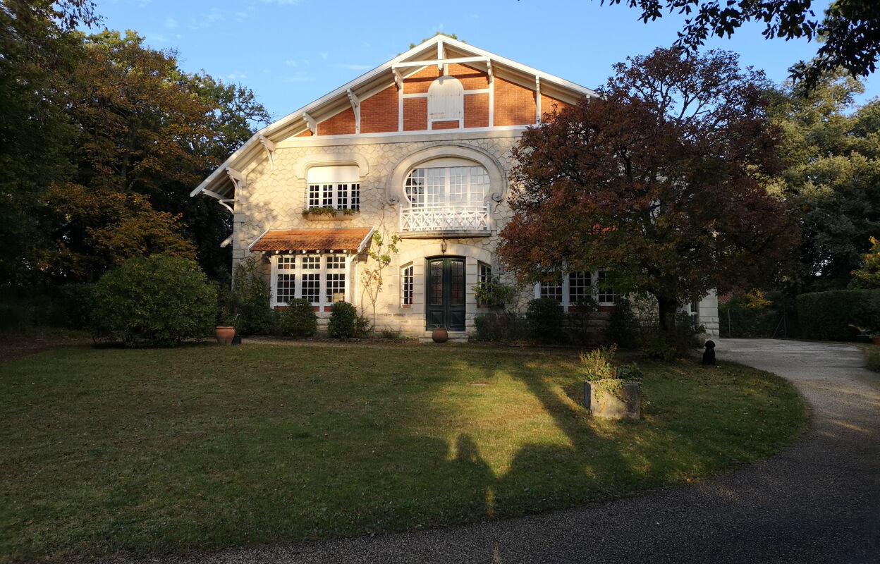 maison 7 pièces 300 m2 à vendre à Royan (17200)