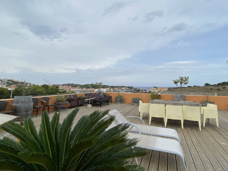 Port-Vendres Immeuble de 360m2 à vendre — photo 1