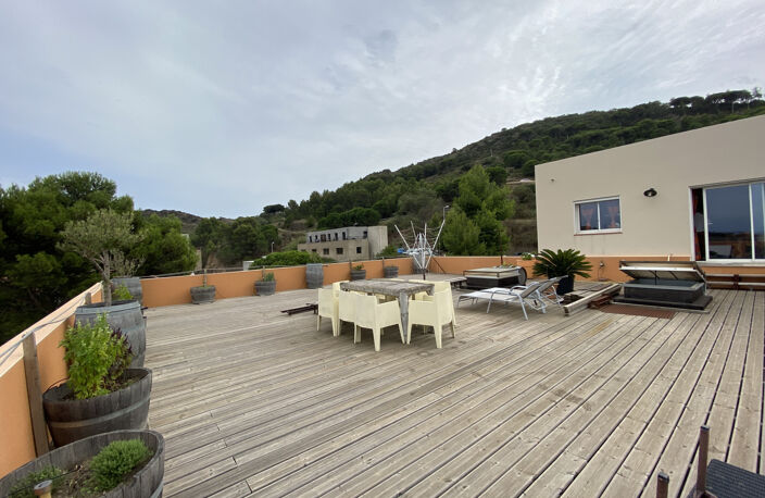 Port-Vendres Immeuble de 360m2 à vendre — photo 2