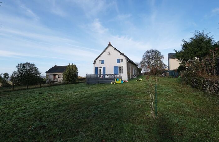 Fermette en pierre rénovée à vendre près d'Arleuf, Morvan — photo 2