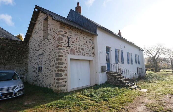 Fermette en pierre rénovée à vendre près d'Arleuf, Morvan — photo 3