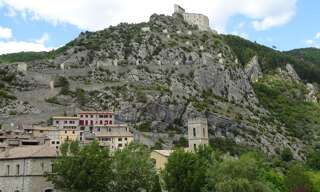 Terrain  40600 m² à vendre à Entrevaux (04320)