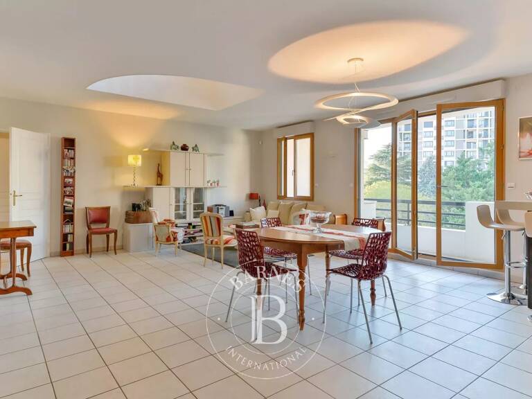 Lyon 6 - Duplex 133,42 m² - 4 chambres -1 bureau - Terrasse de  49,6 m² - Box double — photo 1