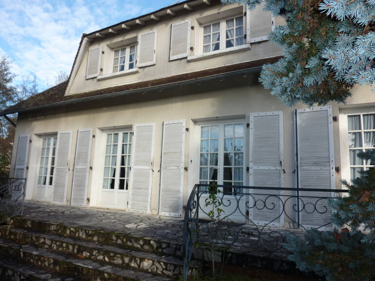 Maison en vente avec 3 chambres à Montmorillon — photo 1