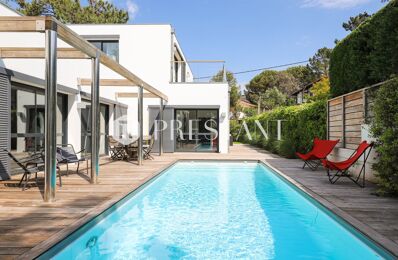 location de vacances maison 3 500 € / semaine à proximité de Arbonne (64210)