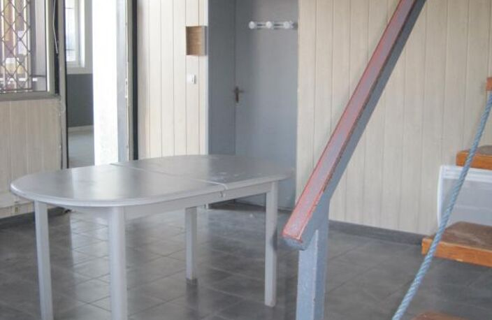 A vendre  local commercial de 270 m2 à Izon — photo 4