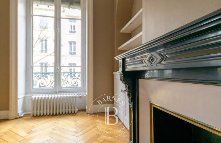 Lyon 6 - Bouvelard des Belges - Appartement de 106 m² - 2 chambres - 1 cave — photo 3