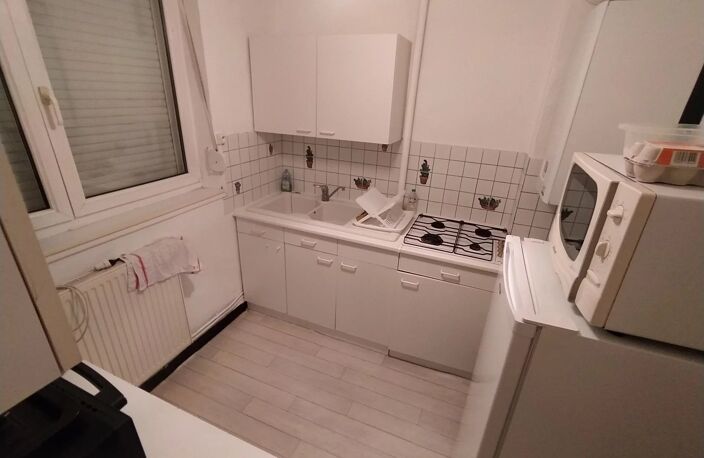 Bien vendu : Appartement 47 m² Hirson (02500) — photo 2