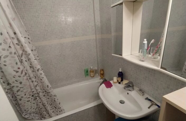 Bien vendu : Appartement 47 m² Hirson (02500) — photo 4
