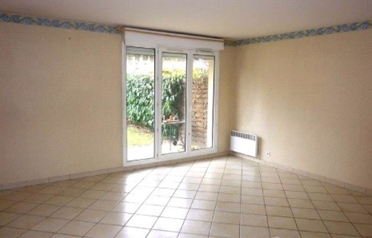 appartement 2 pièces 49 m2 à louer à Corbeil-Essonnes (91100)