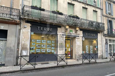 Commerce  300000 €