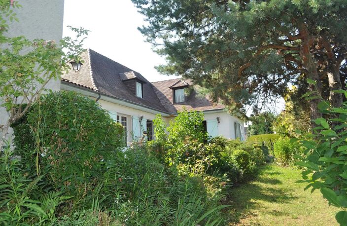 Grande maison de village avec terrain à vendre en Dordogne — photo 5
