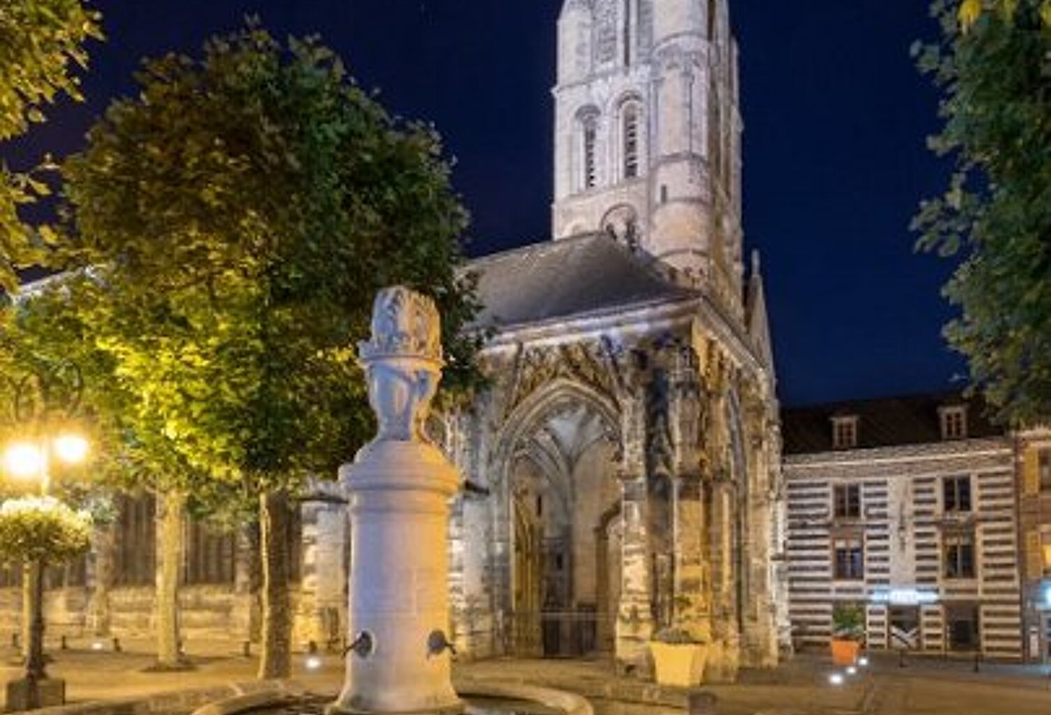 MONTIVILLIERS — photo 1