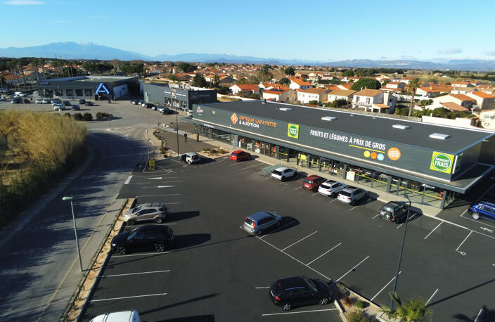 2000 M2 LOCAUX COMMERCIAUX NEUFS A LOUER, DIVISIBLES, CARREF — photo 2