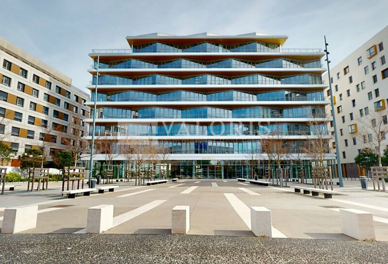 BUREAUX à LOUER — photo 1