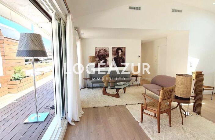 VENTE APPARTEMENT CANNES - CROISETTE TOIT TERRASSE - 2 CHAMBRES — photo 3
