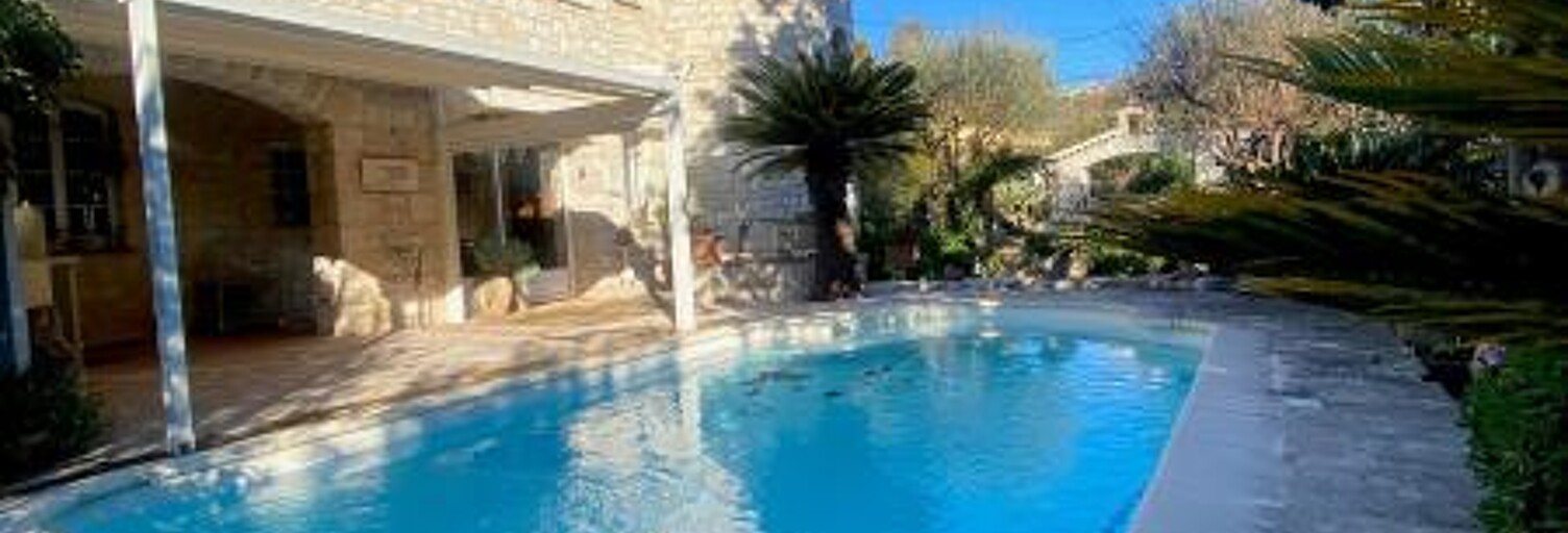 Maison 6 Pièces 246 m² à vendre à Cagnes-sur-Mer (06800)