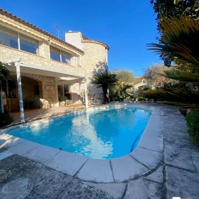 Maison 6 pièces 800000 €