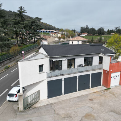 Immeuble 135 m²