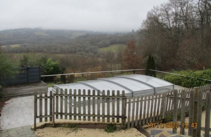 Vente maison 10 pièces 150 m² Mauriac (15200) — photo 2