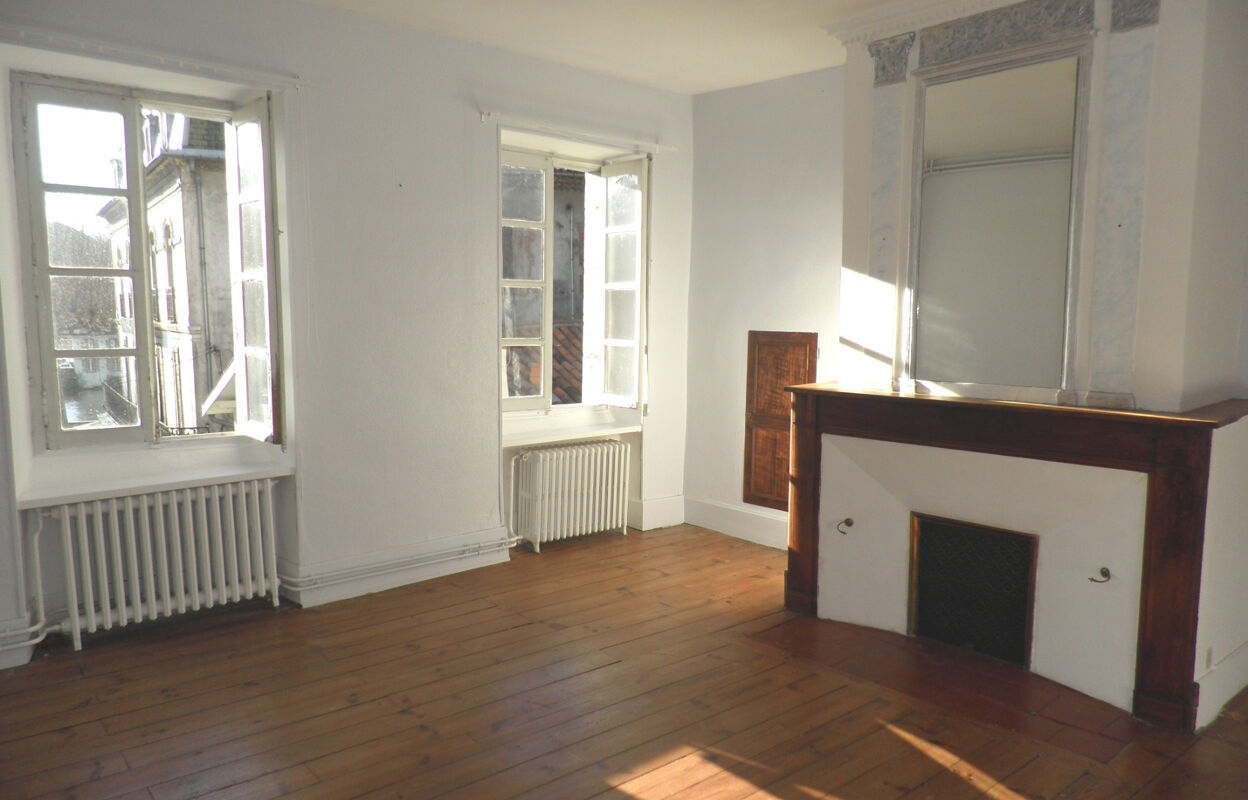 appartement 4 pièces 110 m2 à louer à Saint-Girons (09200)