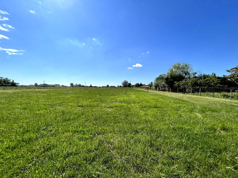 A VENDRE TERRAIN LIBRE DE CONSTRUCTEUR DE 1 215 M2 PRICHE BLAYE — photo 1