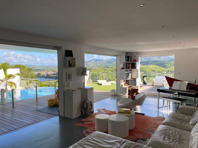 Maison d'architecte contemporaine aux Trois-Îlets — photo du bien