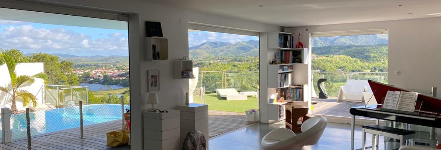 Maison 6 Pièces 155 m² à vendre à Les Trois-Îlets (97229)