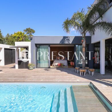 Maison 6 pièces 6000 €