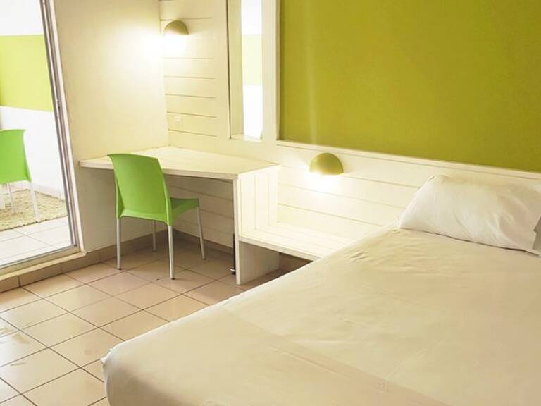 Hotel les Aigrettes - Chambres à la semaine — photo 1
