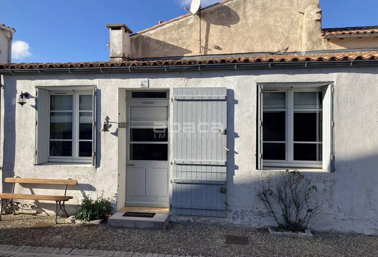 Immobilier Ile de Ré, maison à vendre à La Couarde sur Mer — photo 1