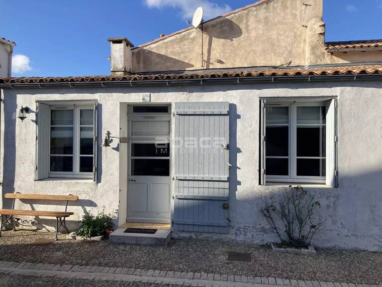Immobilier Ile de Ré, maison à vendre à La Couarde sur Mer — photo 1
