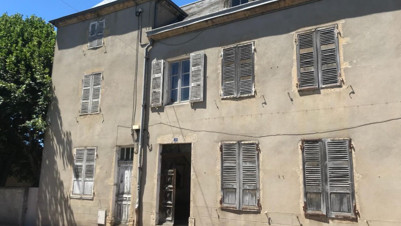 maison 7 pièces 219 m2 à vendre à La Clayette (71800)