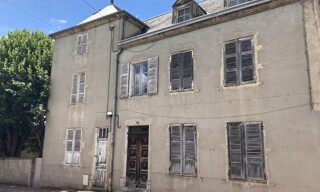Maison 7 Pièces 219 m² à vendre à La Clayette (71800)