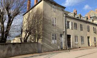 Maison 7 Pièces 219 m² à vendre à La Clayette (71800)