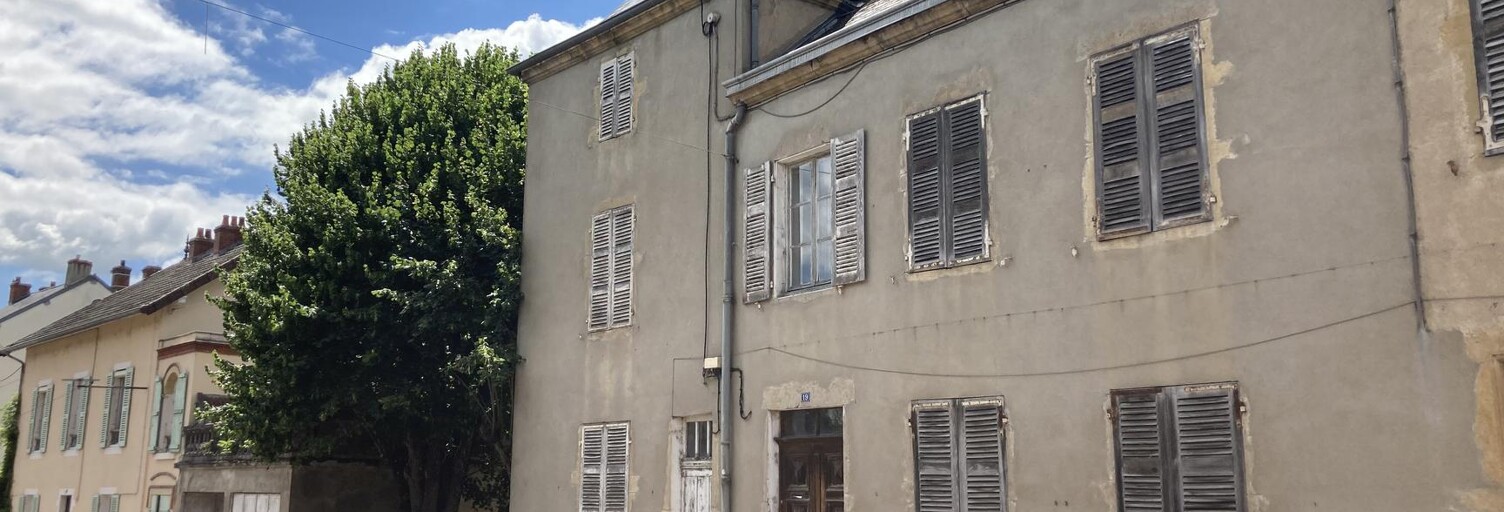 Maison 7 Pièces 219 m² à vendre à La Clayette (71800)