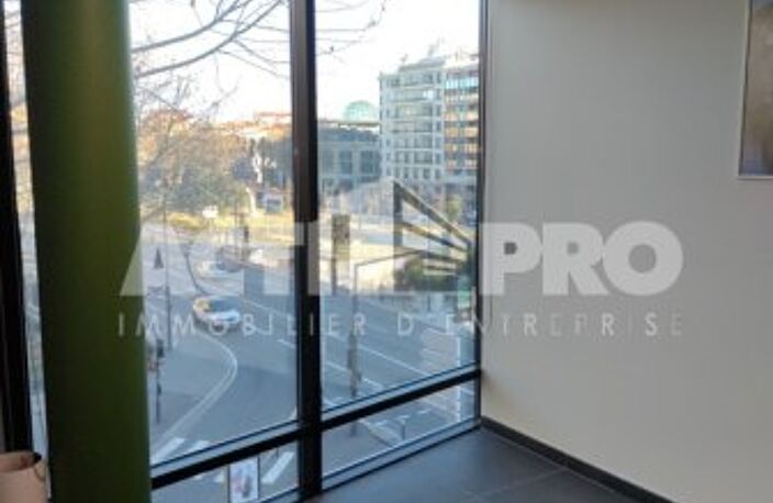 Bureaux à louer — photo 5