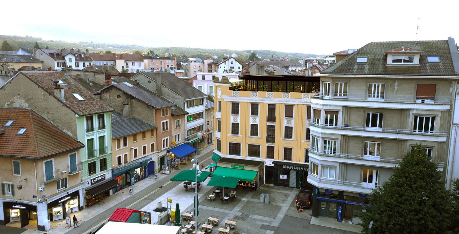 CHARME et CARACTERE - APPARTEMENT T4 - 125 m2 — photo 1