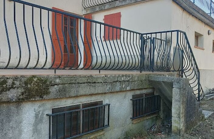 Propriété à deux niveaux sur 8230m² — photo 4