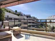 Cannes Gray d'Albion. Grand 2 pièces de 80m² vue mer — photo 2