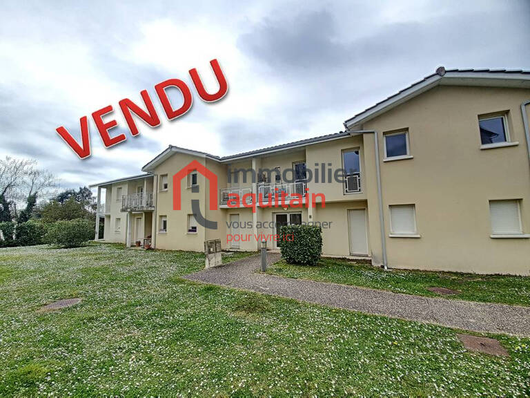  Coutras , appartement T2 environ 42m2 — photo 1