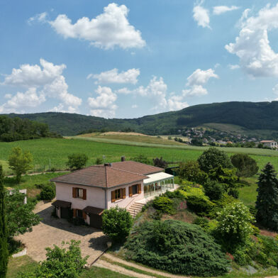 Maison 8 pièces 749000 €