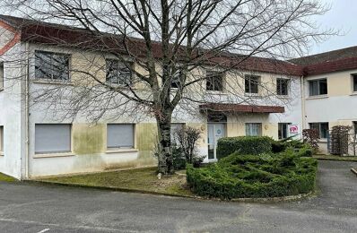 location bureau 2 311 € CC /mois à proximité de Tauxigny-Saint-Bauld (37310)