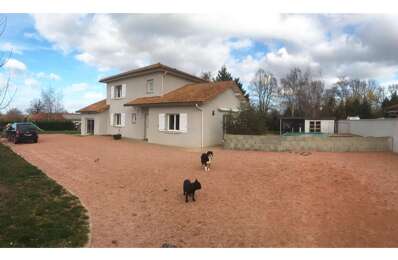 vente maison 379 000 € à proximité de Saint-Germain-Lespinasse (42640)