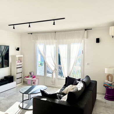 Appartement 3 pièces 309999 €