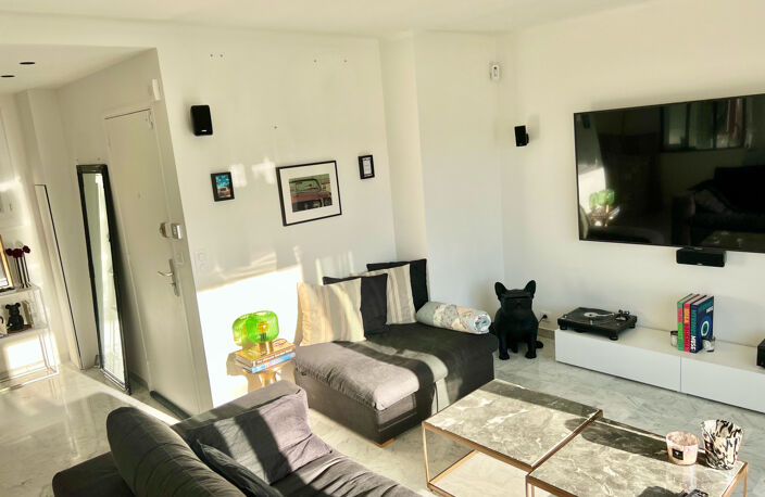 CANNES BAS OXFORD AU CALME T3  REFAIT A NEUF LUMINEUX DE 70m — photo 2