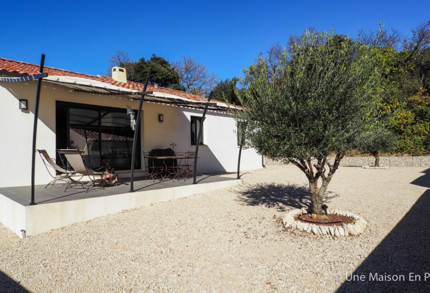 Maison avec studio indépendant à Tavel — photo 1