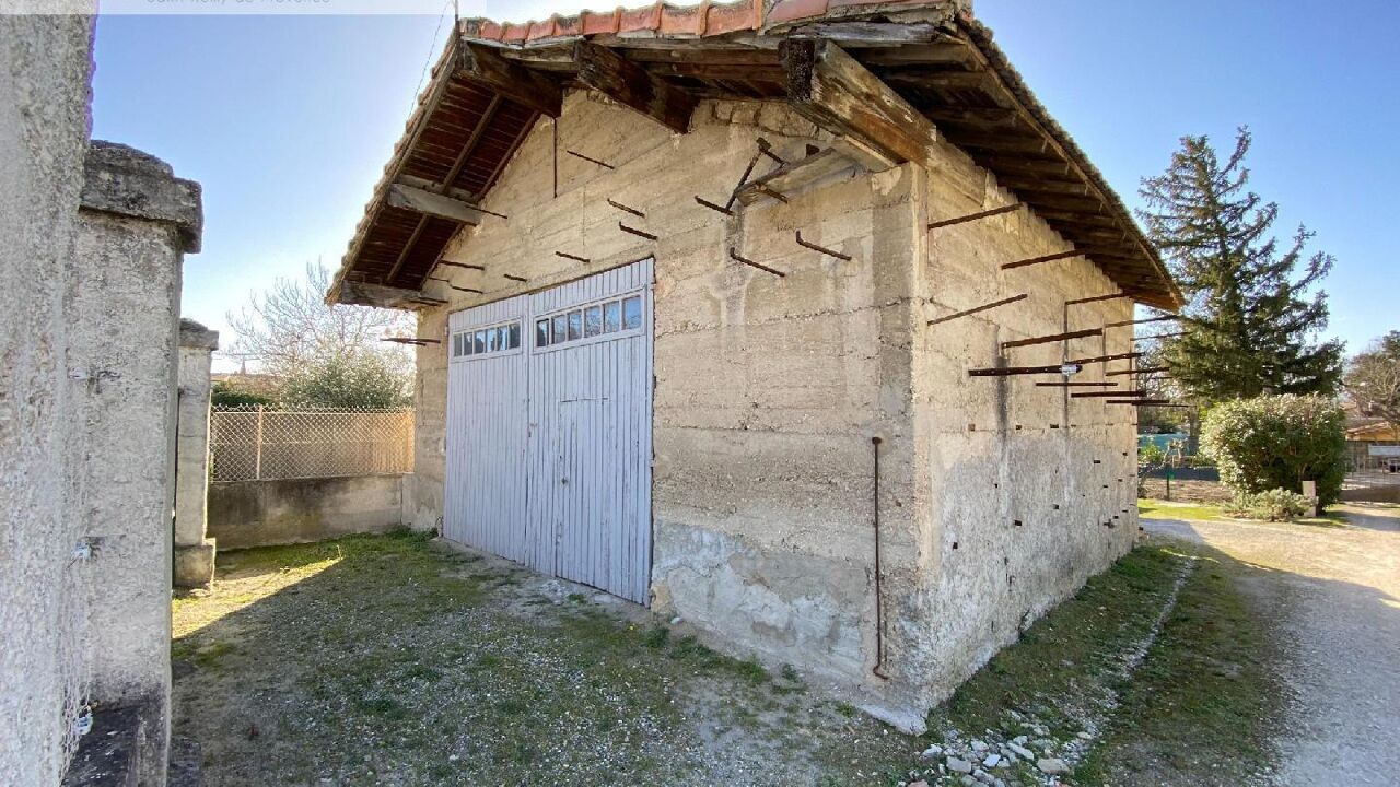 garage  pièces 56 m2 à vendre à Saint-Rémy-de-Provence (13210)