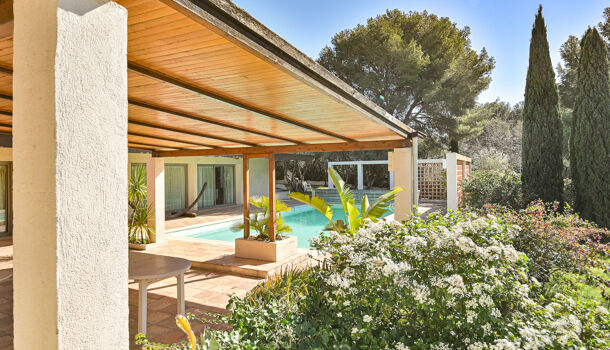 Propri&eacute;t&eacute; 12 pièces  à vendre Sanary-sur-Mer 83110